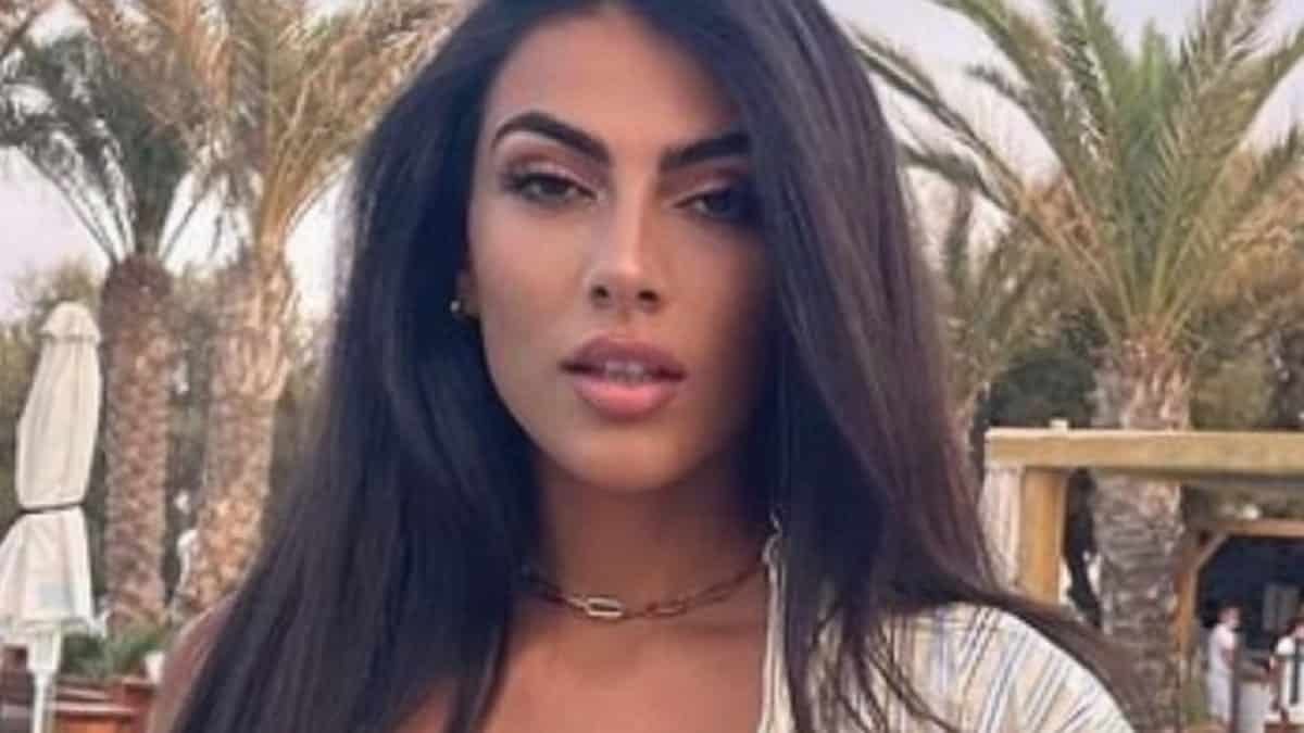 Gf vip, Giulia Salemi umilia con classe Giovanni Ciacci: “Dove è lui oggi e dove sono io”