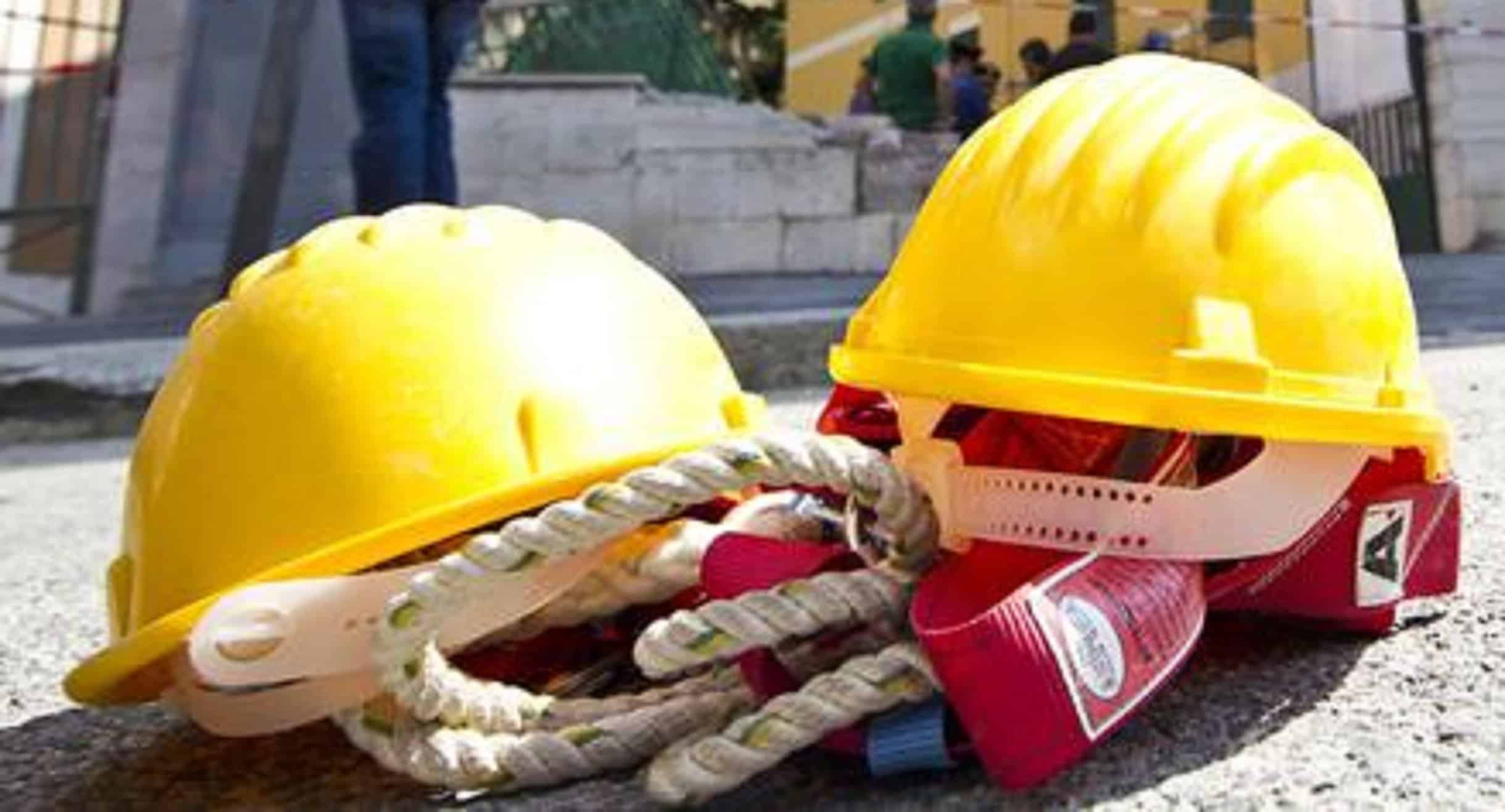 Bari, incidente sul lavoro, operaio di 58 anni cade da un’impalcatura e muore