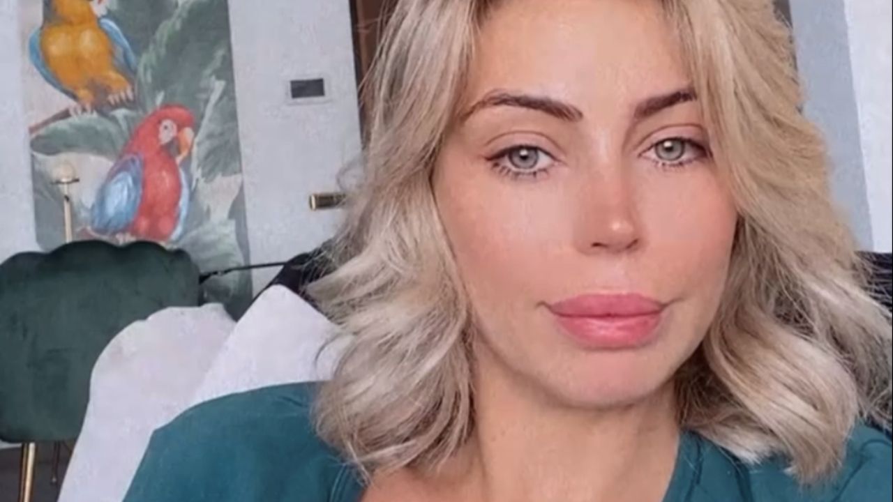 Alessia Cammarota, sui social al veleno contro le altre influencer: “Io a Venezia? No, ho da stendere i panni”