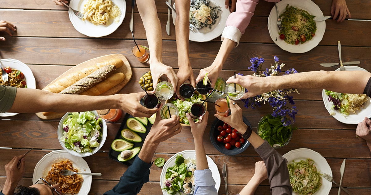 Cosa mangiare a tavola per essere sempre di buonumore