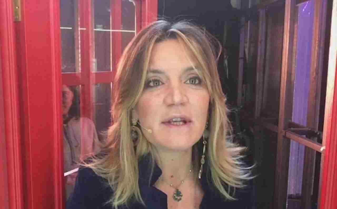 Mattino 5, Patrizia Groppelli contro Tonon, lui diventa una furia, caos in studio