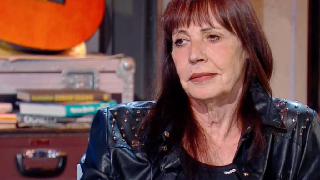 Barbara D’Urso senza parole, Viola Valentino se ne va senza dire nulla e lei si rivolge al marito: “Cosa è successo?”