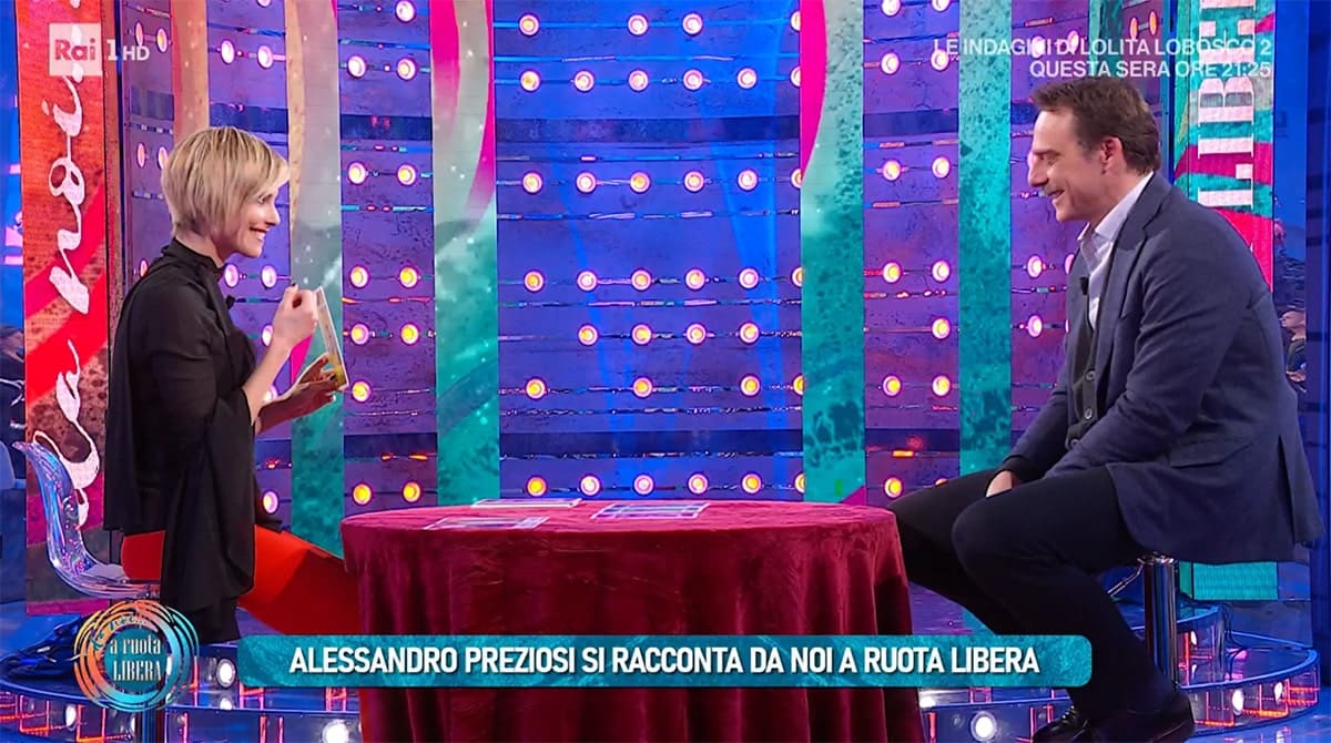 Da noi a ruota libera, Francesca Fialdini messa in imbarazzo da Alessandro Preziosi, la reazione della condittrice