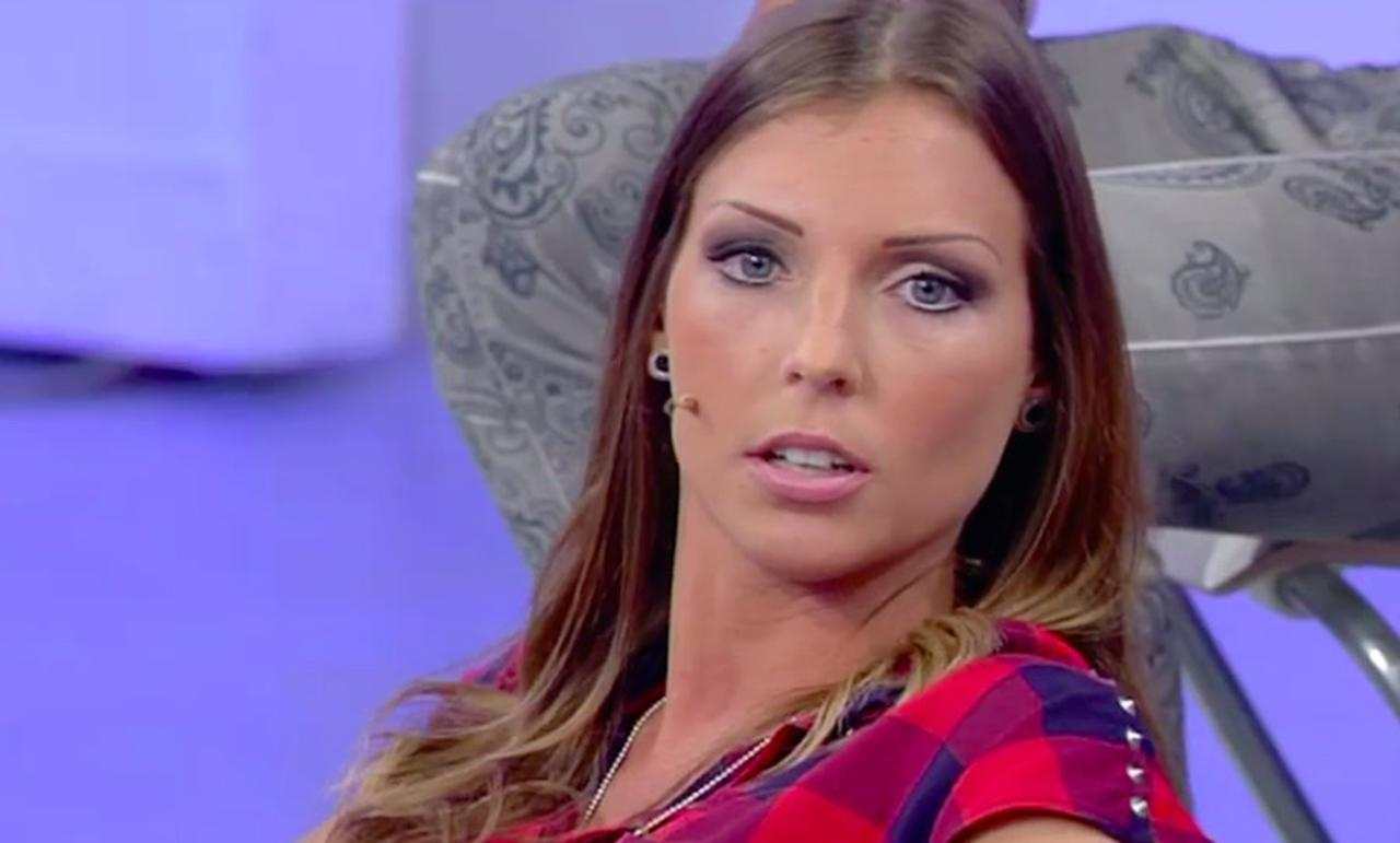 Tara rompe il silenzio sul suo pitbull che ha azzannato una bambina