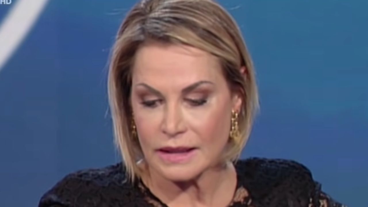 Simona Ventura non le manda a dire: “Ecco perché non sono mai andata da Barbara d’Urso”