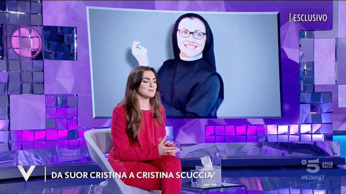 Cristina Scuccia, Corinne Clery la umilia “Ha interessato solo perchè era una ex suora”
