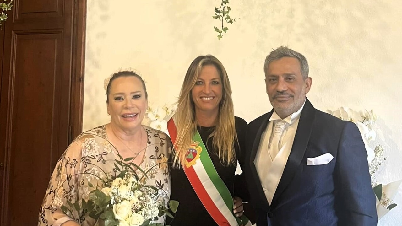 Barbara De Rossi si sposa per la terza volta, un nuovo inizio per la bellissima attrice