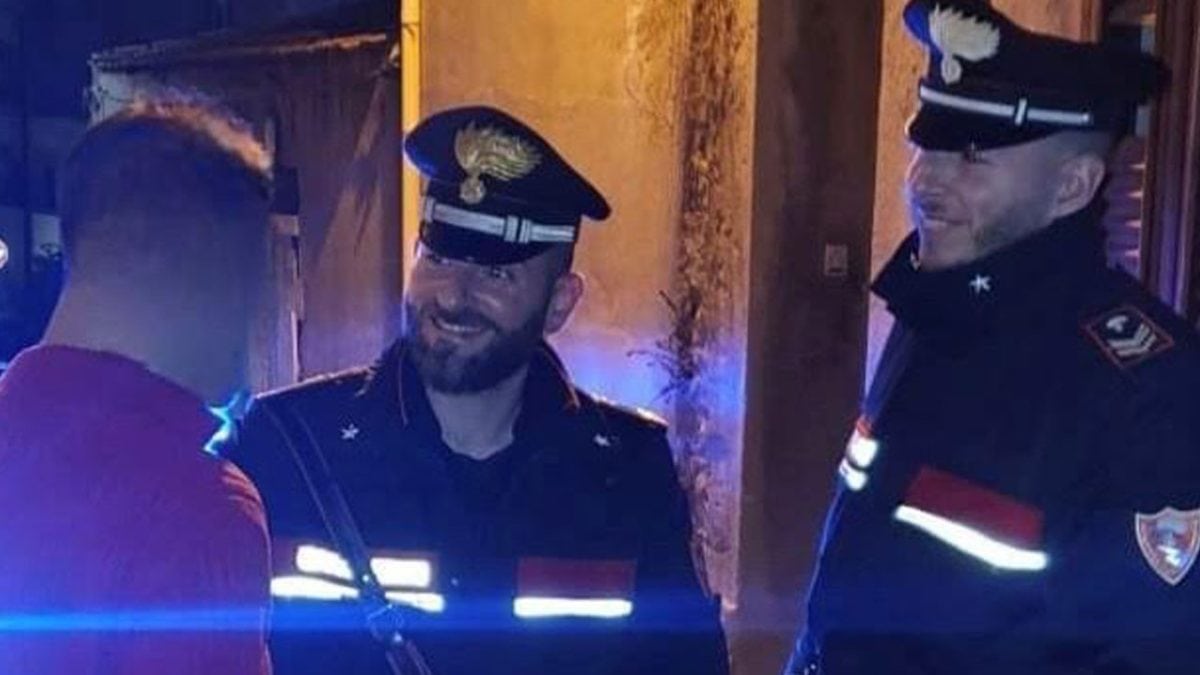 In un atto di pura solidarietà, i Carabinieri di Reggio Calabria hanno soccorso una famiglia bisognosa durante la notte di Capodanno, fornendo farmaci e cibo.