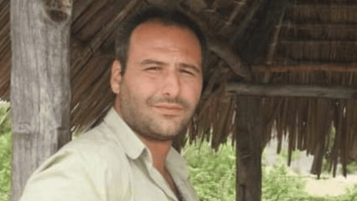Una doppia tragedia ha colpito la cittadina di Vaglia, vicino Firenze, con la morte di Alessio Anzaldi, ex rugbista, e di sua madre, avvenute a breve distanza l'una dall'altra.
