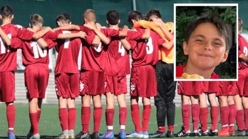 Baby calciatore muore a 12 anni subito dopo essere stato dimesso dal pronto soccorso, il dolore degli amici  “Andrea, continuerai a giocare con noi, tutti i giorni”