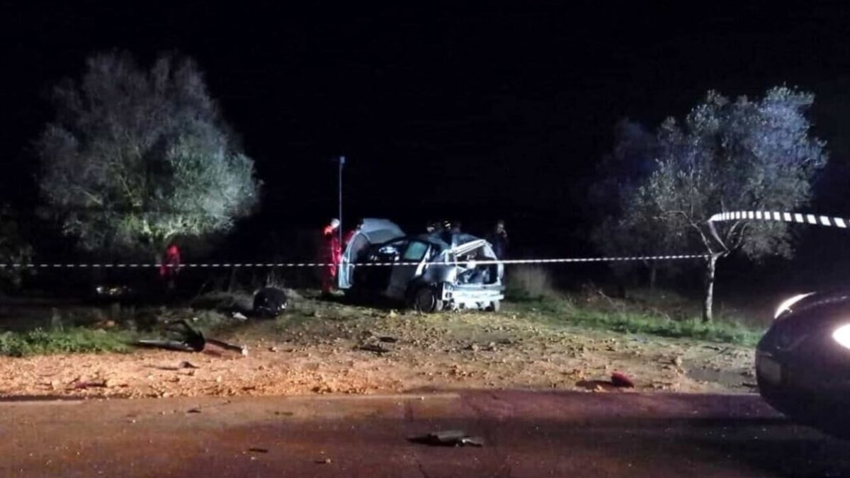 Lutto a Brindisi: due giovani vite spezzate in un tragico incidente stradale.