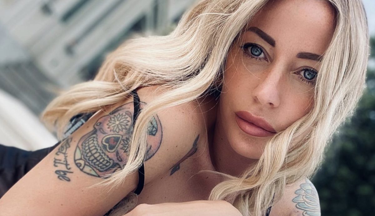 Karina Cascella attacca Ilary Blasi: "non era una santa"