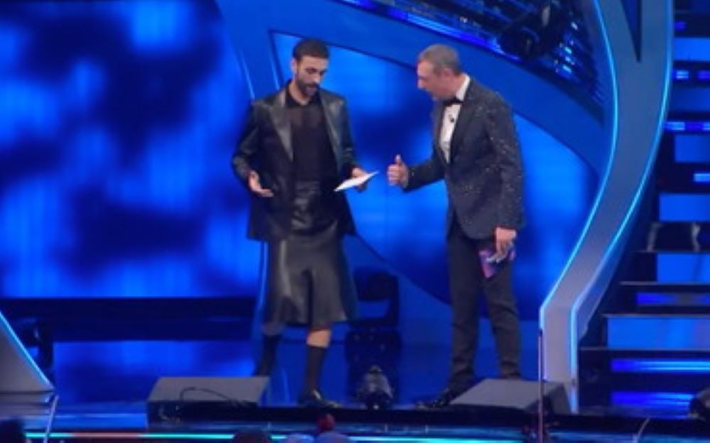 mengoni (risorsa del web)