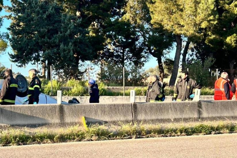 Un tragico incidente sulla SP231 a Ruvo di Puglia provoca la morte di un sessantenne: veicolo fuori controllo si ribalta, indagini in corso.