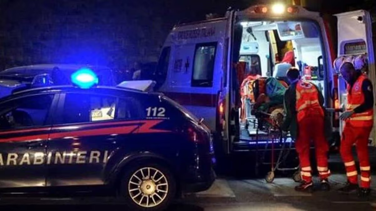 Bari, nel pieno della notte aiuta il figlio bloccato senza benzina su una strada provinciale, viene investito e ucciso da un’auto pirata