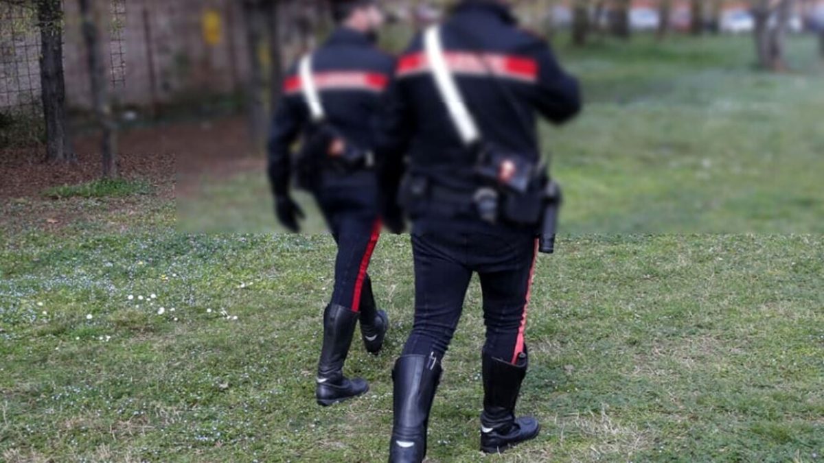 Va dai carabinieri a denunciare la scomparsa della compagna ma viene arrestato