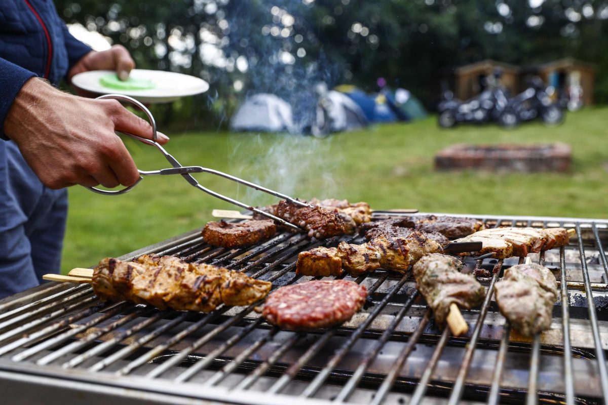 Pasquetta in Campania: gravi incidenti a causa dei barbecue nonostante gli appelli alla prudenza.