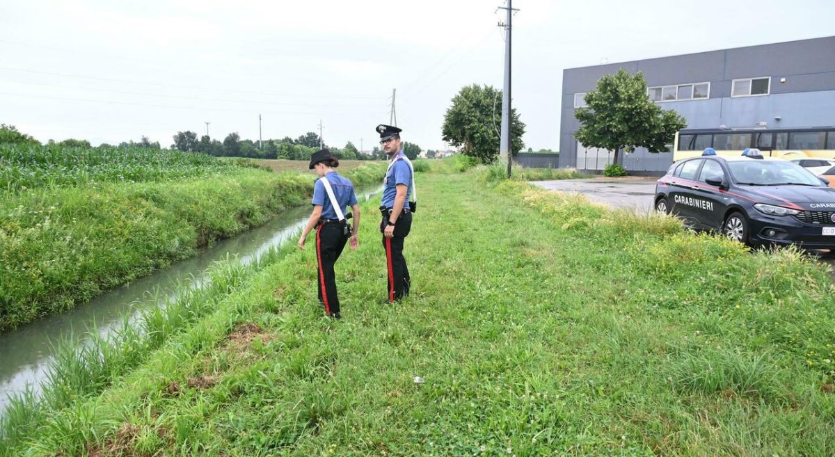 Indagato per omicidio colposo il padre della bambina di 3 anni morta in un canale di scolo a Ponte San Nicolò