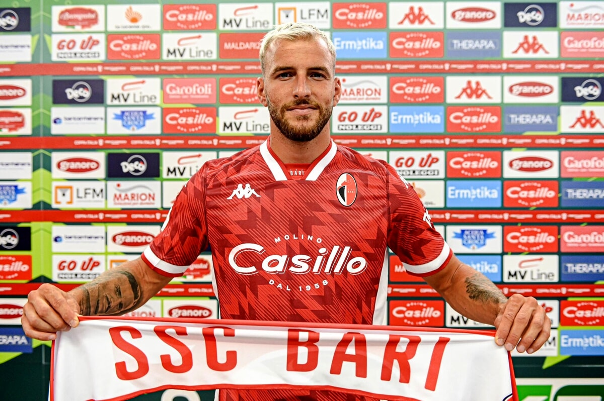 Il Bari ha completato il riscatto di Giuseppe Sibilli dal Pisa, con un contratto fino a giugno 2027.