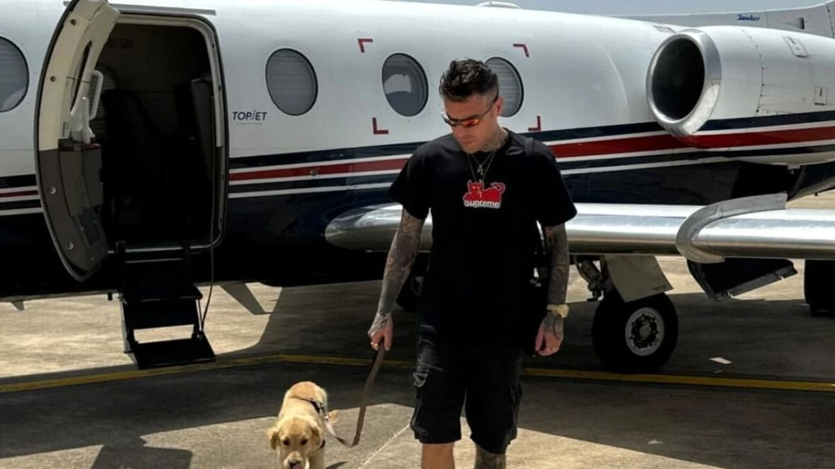Fedez e Carlo Rienzi, presidente del Codacons, hanno finalmente posto fine alle loro dispute durante un incontro a Taranto, dimostrando solidarietà verso i cittadini colpiti dall'inquinamento dell'ex Ilva.
