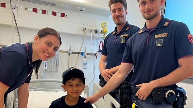Bambino di 6 anni salvato da due poliziotti a Verona
