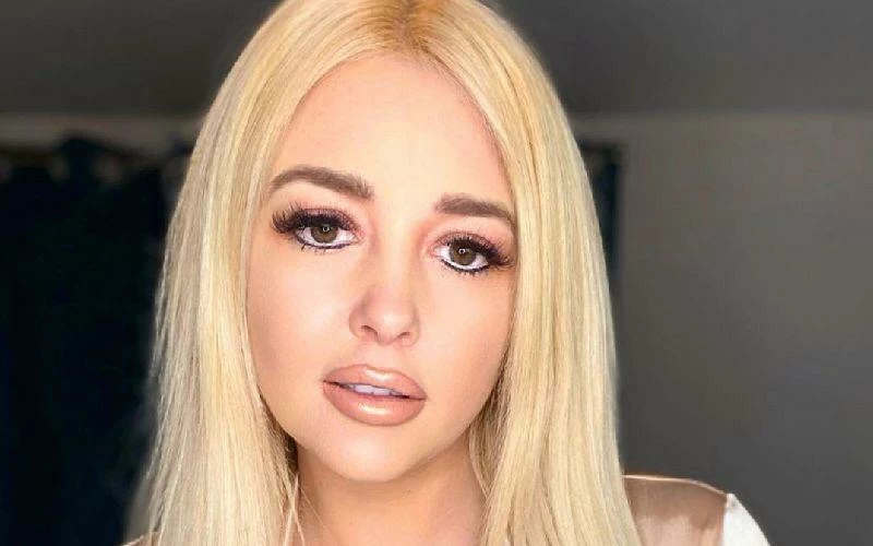 Influencer difende la scelta di spendere 35.000 euro per vacanze di lusso con il figlio: “Il mio bambino non è viziato”
