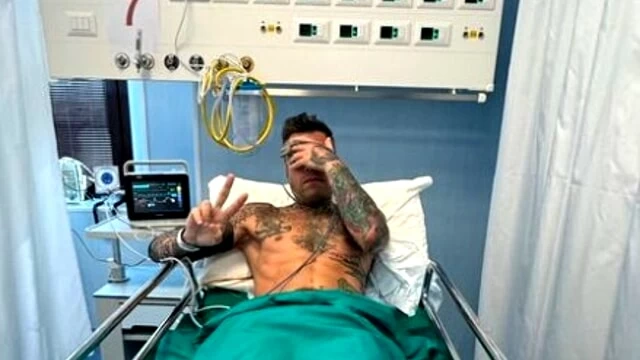 Fedez nuovamente ricoverato: emorragia interna scoperta in tempo dai medici