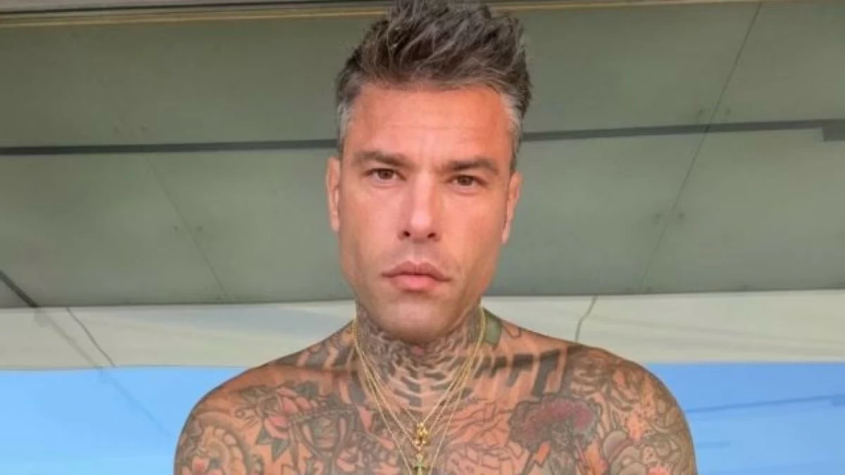 Fedez riappare sui social dopo Sarà Sanremo con un messaggio criptico, poi rimosso