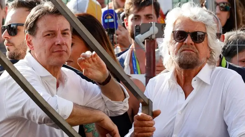 M5S, alta tensione tra Conte e Grillo, l’ex premier “Un padre ha il diritto di dare la vita, non di togliere la vita ai figli”