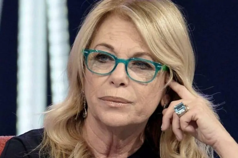 "Ho vissuto sulla mia pelle il dolore di un padre ucciso dalla mafia. Sono profondamente vicina alla famiglia Berlusconi per il massacro mediatico che subiscono quasi ogni giorno."