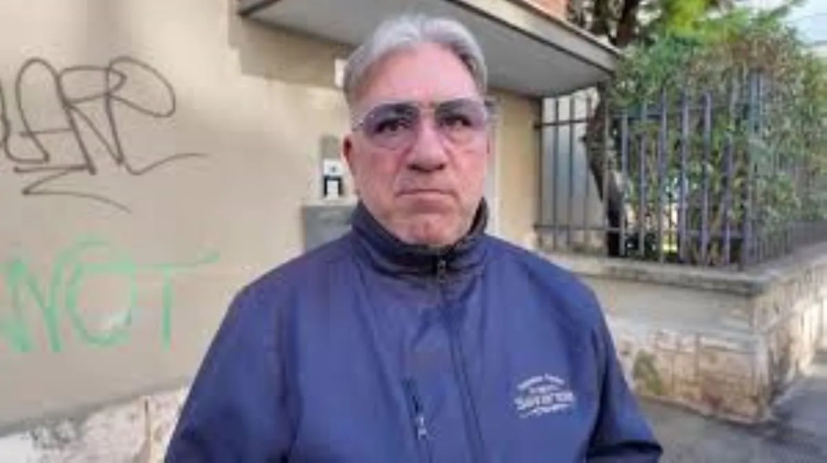 Neonato trovato morto a Bari, l’imprenditore funebre: “Pago io il funerale, da quel giorno mi è crollato il mondo addosso”