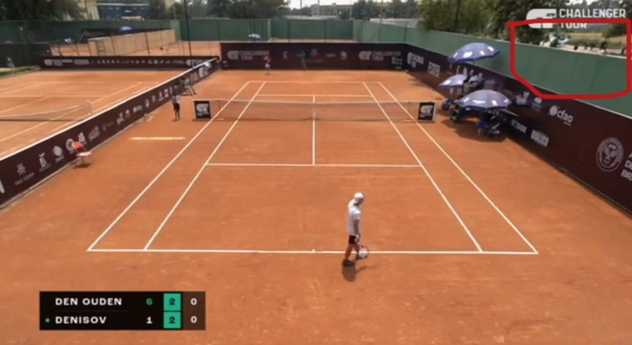 Durante il torneo ATP Challenger di Brazzaville, in Repubblica Democratica del Congo, una sparatoria all’esterno dell’impianto ha interrotto le partite. Tennisti e arbitri evacuati in sicurezza.