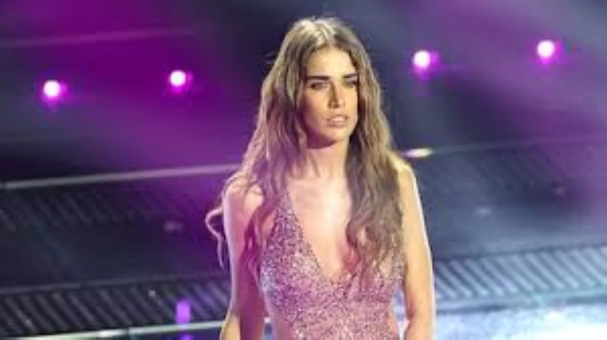 Clara al Festival di Sanremo 2025: “Salvini mi mette i like di notte”