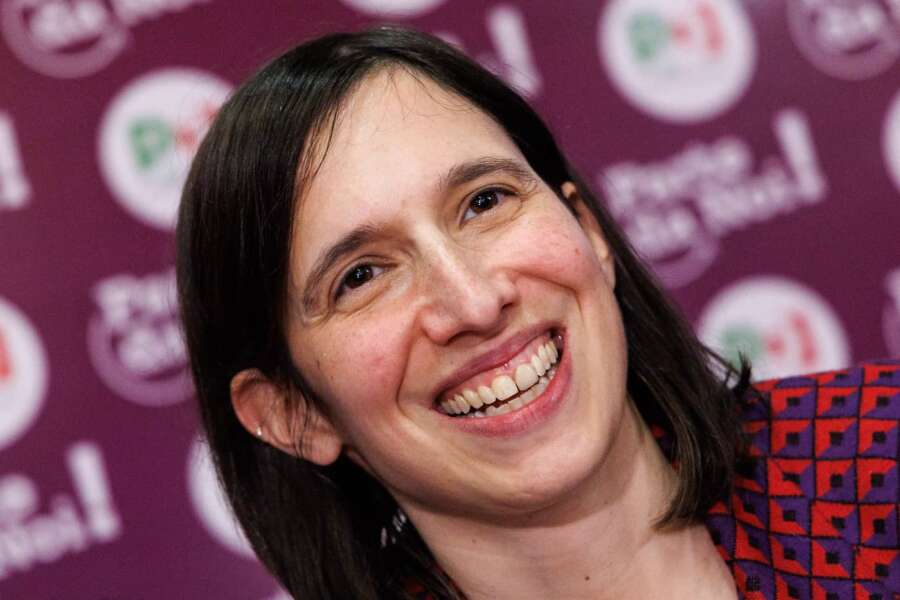 "Elly Schlein oggi a Bruxelles ha proposto l'istituzione di un fondo Sure per salvare l'industria dell'auto, peccato che quella proposta l'abbiamo avanzata noi al Parlamento europeo e che i suoi europarlamentari hanno votato contro"