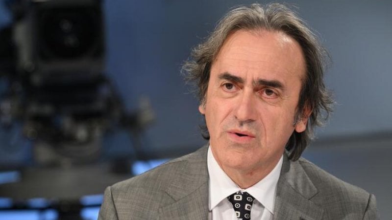 Il leader di Europa Verde critica il video della premier sul decreto bollette e accusa il governo di mentire su nucleare ed energia.