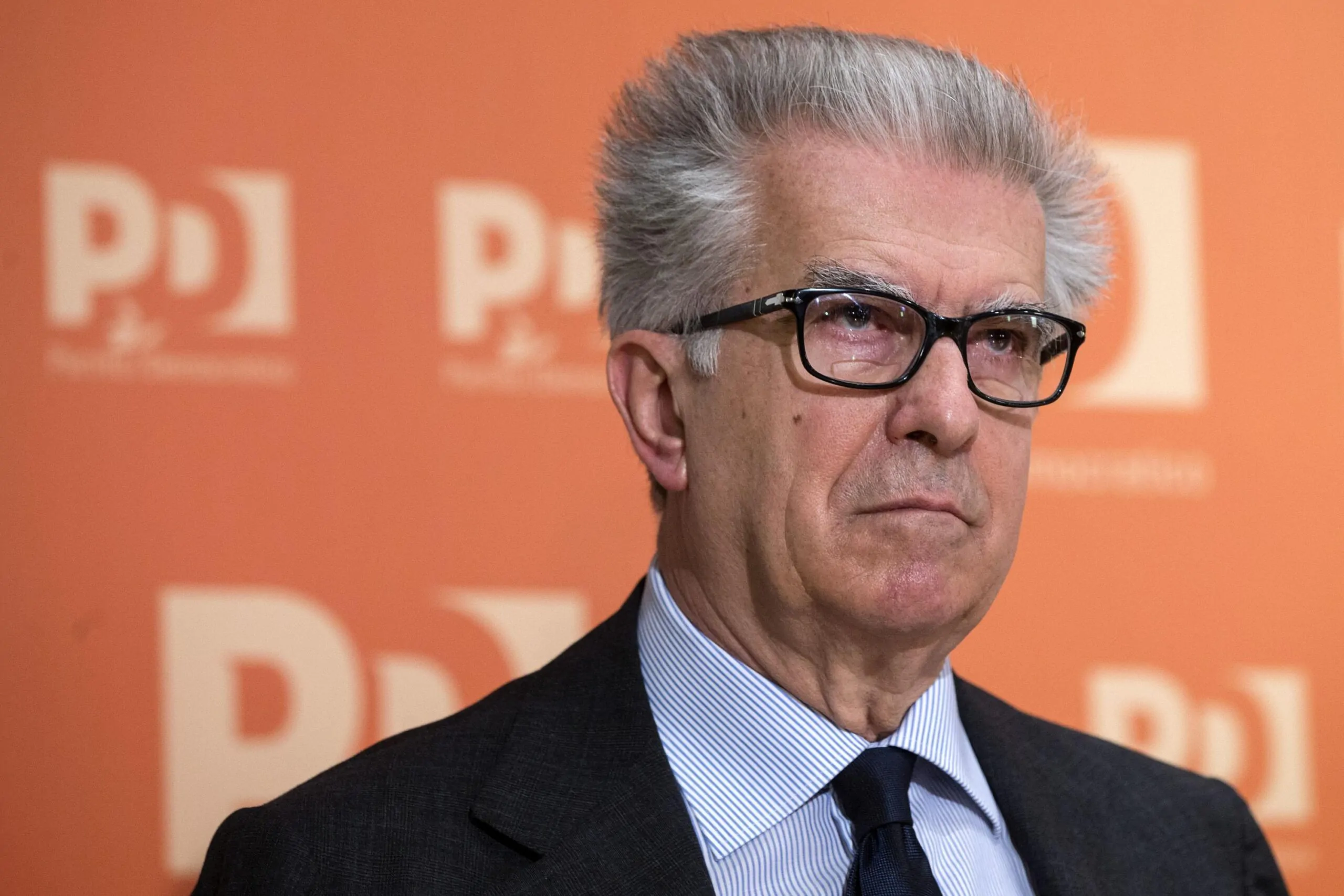 Pd in crisi, il no di Schlein al riarmo Ue scatena la tempesta: Zanda chiede un congresso straordinario