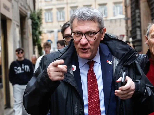 Il leader della Cgil attacca l’esecutivo dal palco del Primo Maggio: “Azzerato il dibattito pubblico. Serve partecipazione per difendere i diritti sul lavoro”.