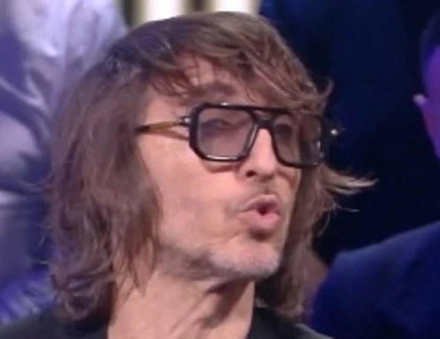 Botta e risposta infuocato tra eco-attivisti e Giuseppe Cruciani sul tema del “giusto prezzo” per il cibo e le proteste nei ristoranti di lusso.