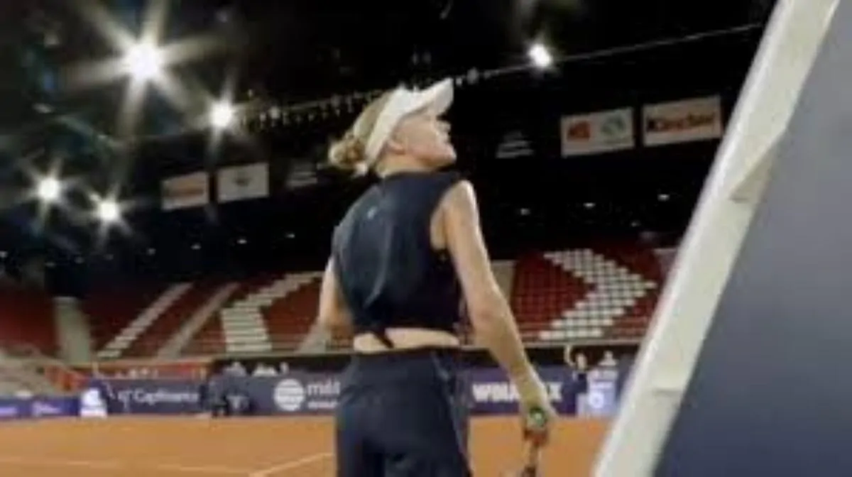 Rouen, Harriet Dart chiede all’arbitro di far mettere il deodorante all’avversaria: “Ha un odore davvero cattivo”