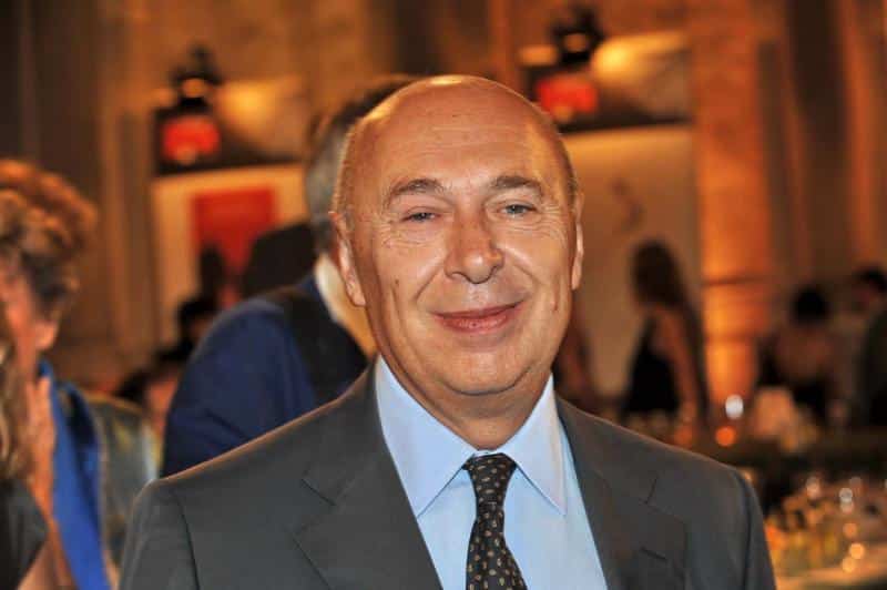 Dopo il faccia a faccia con Trump, la premier incassa il riconoscimento anche di volti non allineati alla sua area politica. Bizzarri e Mieli criticano il centrosinistra: “Meloni sa fare politica, gli altri fanno gnegnè”.