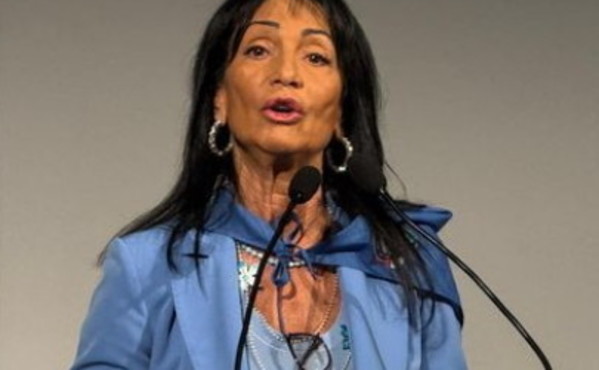 Anna Maria Cisint, europarlamentare della Lega, attacca duramente dopo la visita al centro islamico Emanet: “Terrificante, ritiro immediato se fosse toccato ai miei figli”.