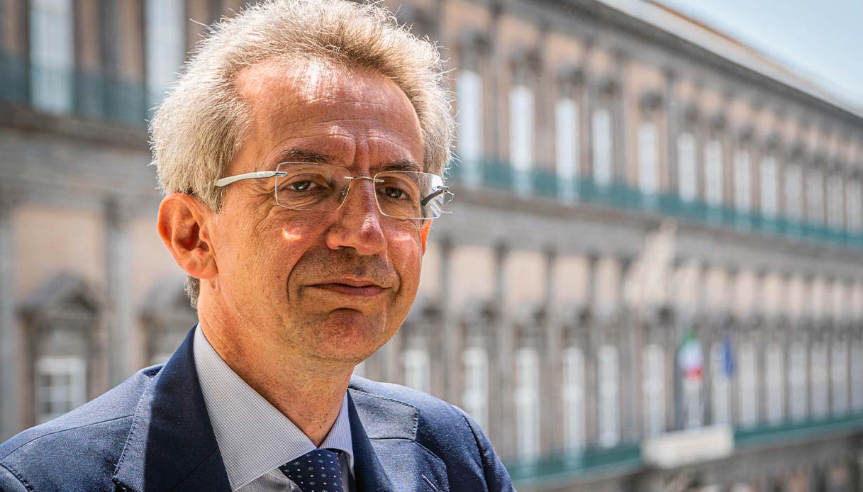 Il sindaco di Napoli Gaetano Manfredi ringrazia la premier Giorgia Meloni per l’impegno sul grande evento velico. Nessun commento da Schlein e dal Pd.