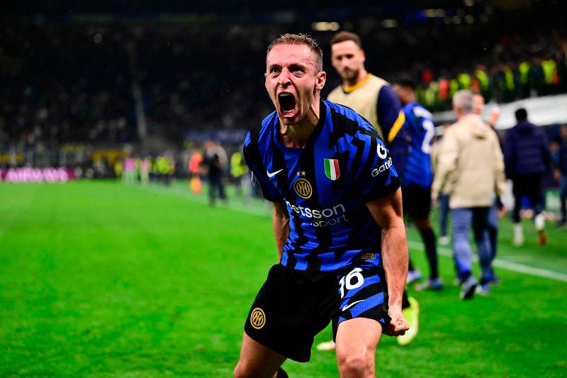 Decisivo anche contro il Barcellona, il centrocampista segna al 99′ il 4-3 e regala ai nerazzurri la finale di Champions. “Un premio alla mia dedizione”