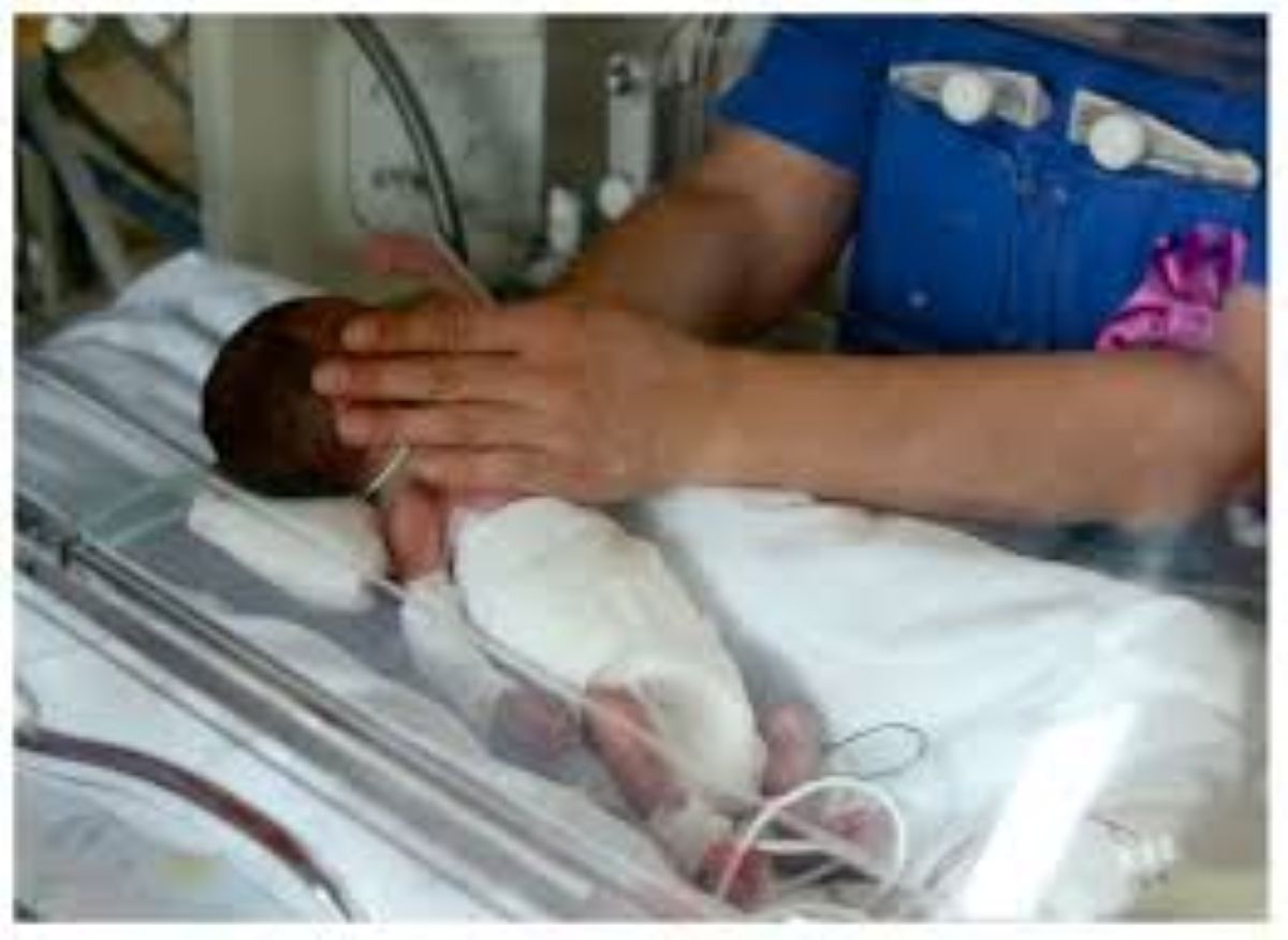 Puglia, mamma di 31 anni dà alla luce l’ottavo figlio: “Non sapevo di essere incinta”