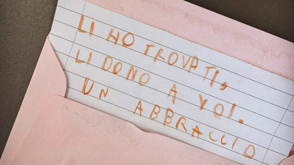 Il gesto di un bambino delle elementari a Casina commuove il paese: ha trovato dei soldi e, invece di spenderli, ha scelto di regalarli alla Caritas.