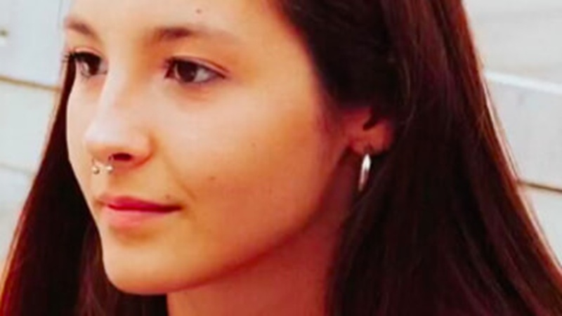 Auto centra un camion, morta sul colpo la 22enne Elisa, il dolore del padre “Addio amore mio”