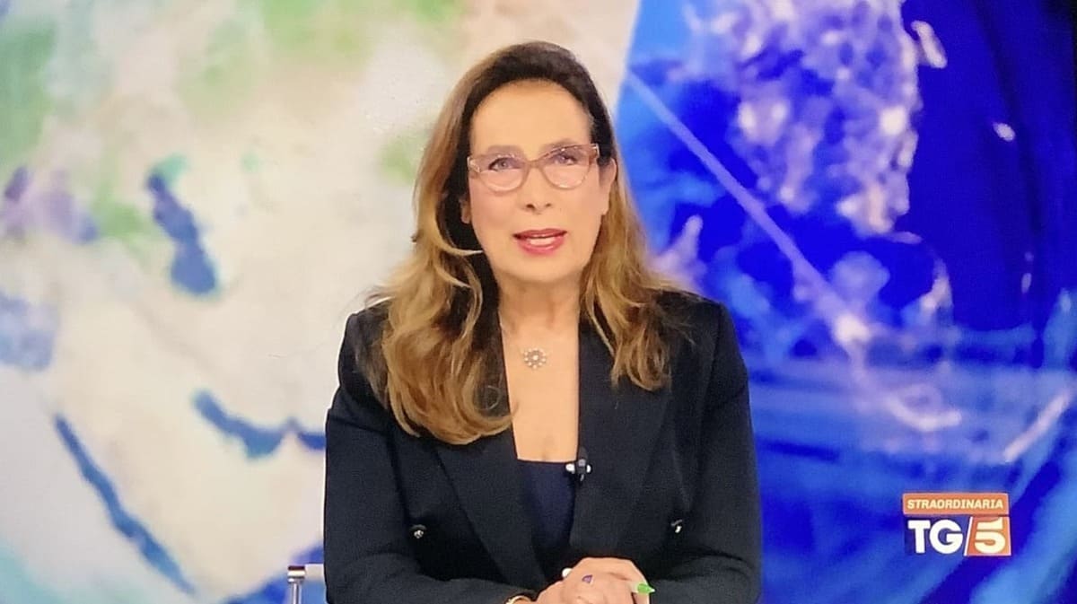 GFVIP, frecciata di Cesara Buonamici su Totti manda in tilt Ilary Blasi davanti alle telecamere