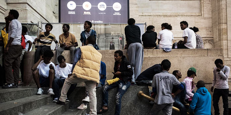 Migranti, smascherata l'ipocrisia della solidarietà: nessuno ospiterebbe un clandestino in casa