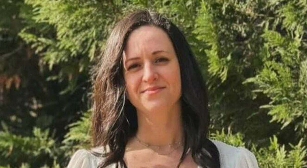 La 30enne Federica Kössler è morta a Limassol, Cipro, dopo un ricovero per dolori addominali. Ancora ignote le cause, la famiglia è partita dall’Italia.