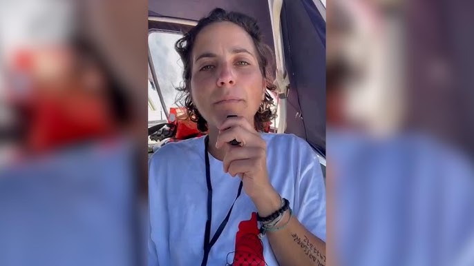 La premier Giorgia Meloni definisce la missione verso Gaza “pericolosa e irresponsabile”. Dura risposta di Benedetta Scuderi (AVS): “Accuse infondate, responsabilità è di chi commette genocidio”.